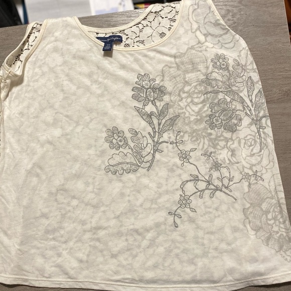 AE Lace Back Tank Top - Picture 6 of 7
